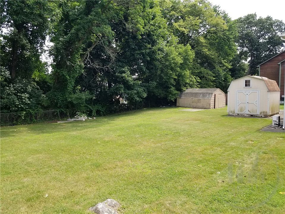 880 Logee St Woonsocket RI Zillow