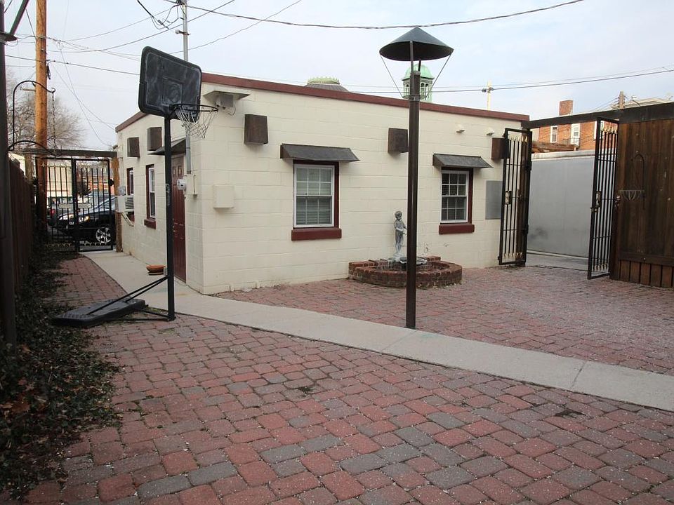 shared courtyard