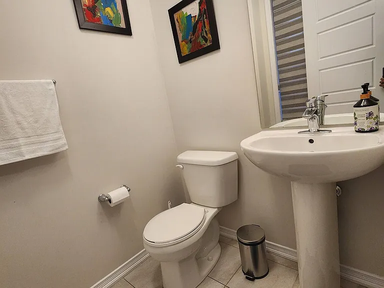 63 Alexandra Dr — Photo 8