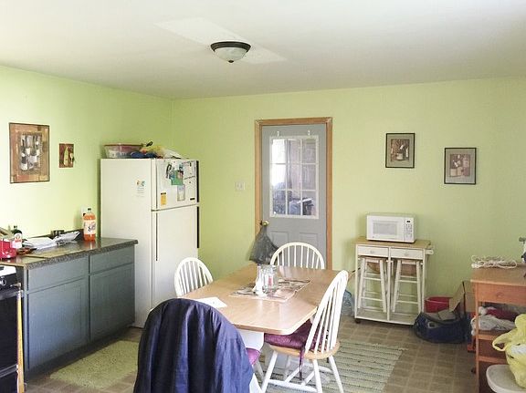 5th image of 115 N Marty Dr