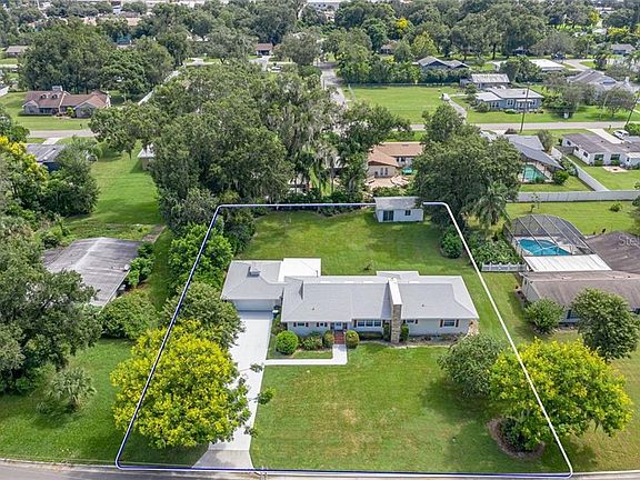 4th image of 1580 S Bougainvillea Way