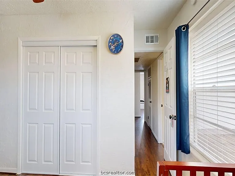 3808 Plainsman Ln — Photo 18