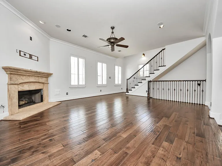 710 Jackson Hill St — Photo 16