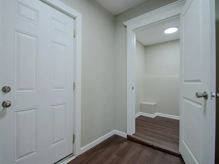 208 Chestnut St — Photo 9