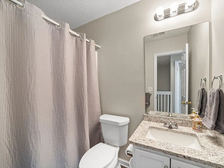 442 Peyton Ct — Photo 19