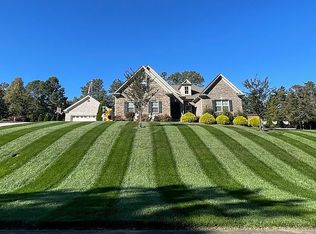 614 Kapstone Xing, Lexington, NC 27295