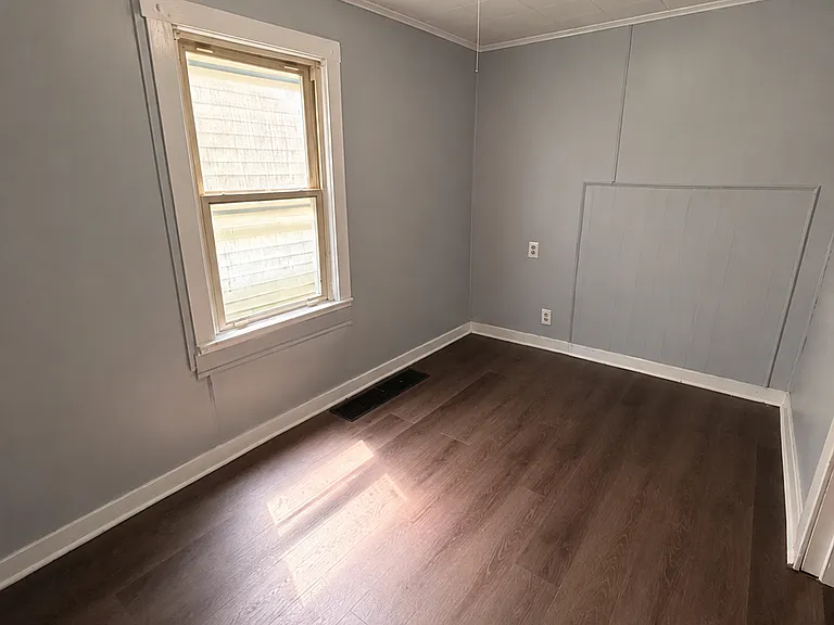 460 5th Ave #1 — Photo 7