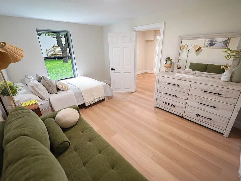 4024 N Seminole Ave — Photo 10