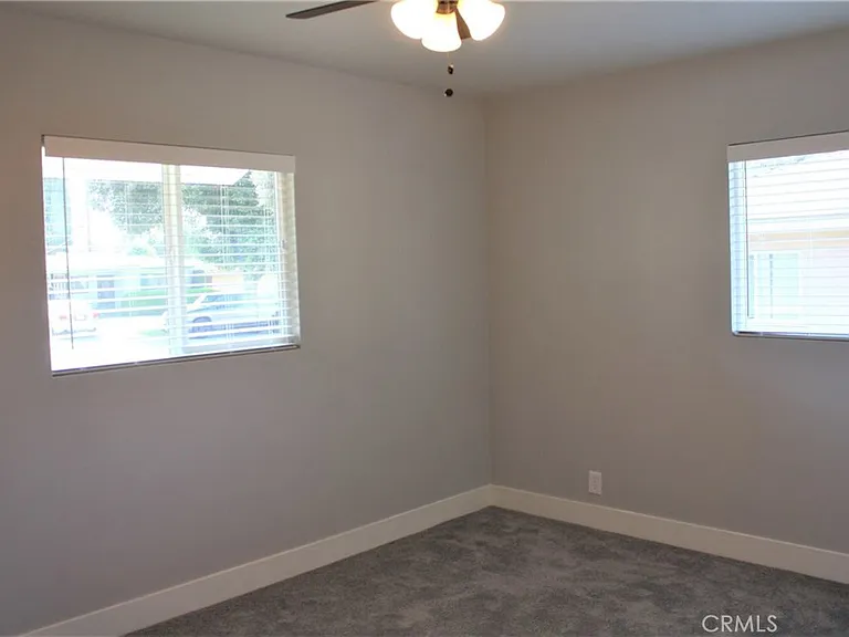 3035 Kathleen St — Photo 23