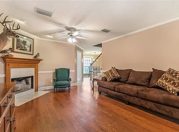 2nd image of 132 S Bayou Estates Dr