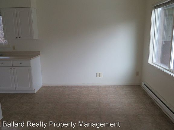 5th image of 820 NW 96th St #820