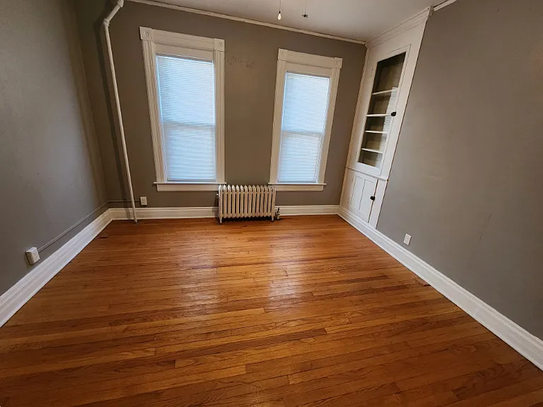 207 N 6th St #1 — Photo 22