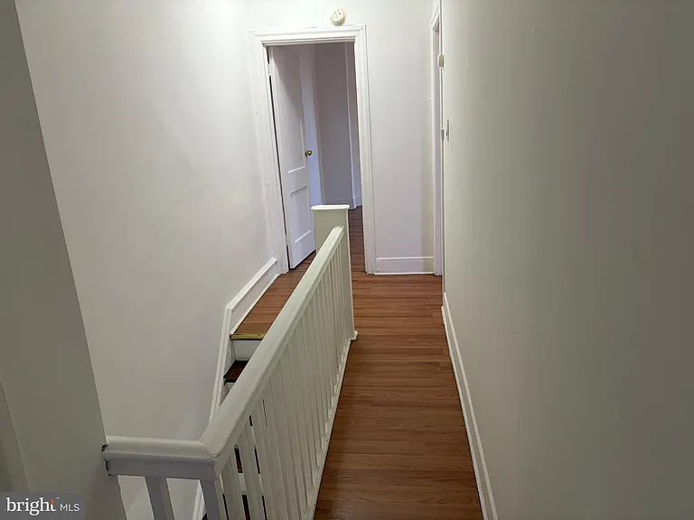 7058 Saybrook Ave — Photo 15