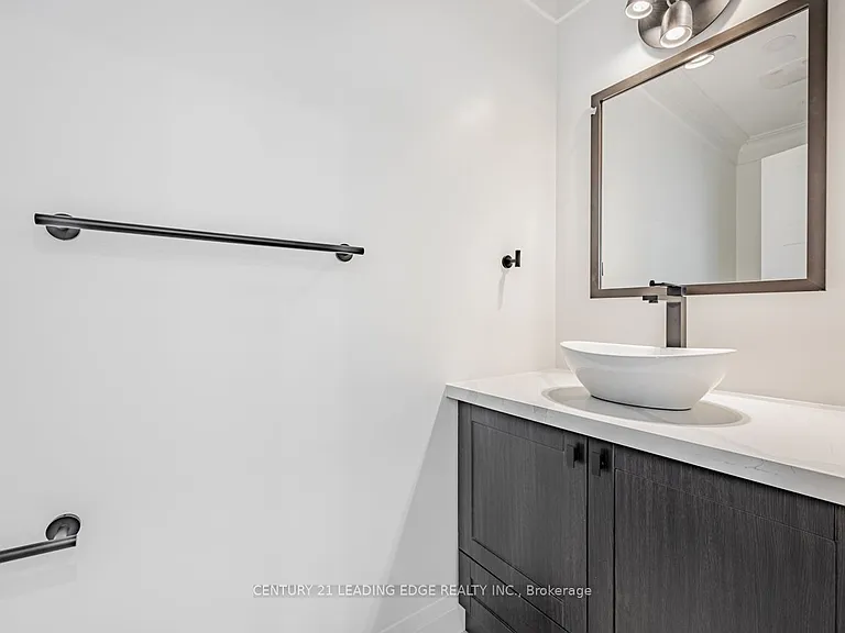 48B Maybourne Ave — Photo 13
