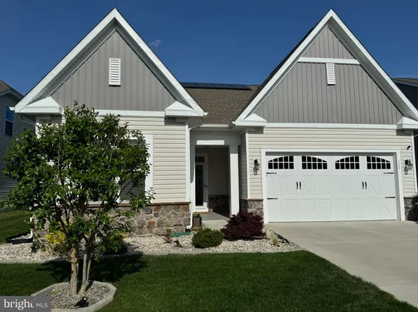 129 Champions Dr, Bridgeville, DE 19933