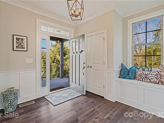 2nd image of 7103 Providence Ln W