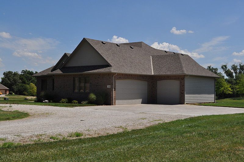 1702 N Main St, Cheney, KS 67025 Zillow