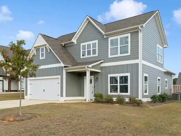 569 Avondale Ln, Riverside, AL 35135