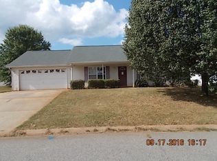 203 E Bushy Hill Dr, Duncan, SC 29334