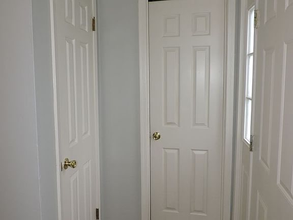3rd image of 3031D Belle Meade Dr