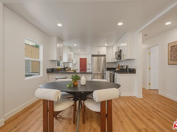 5th image of 528 W 99th St