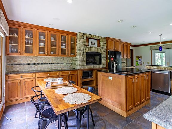 2nd image of 1110 Tumbleweed Dr