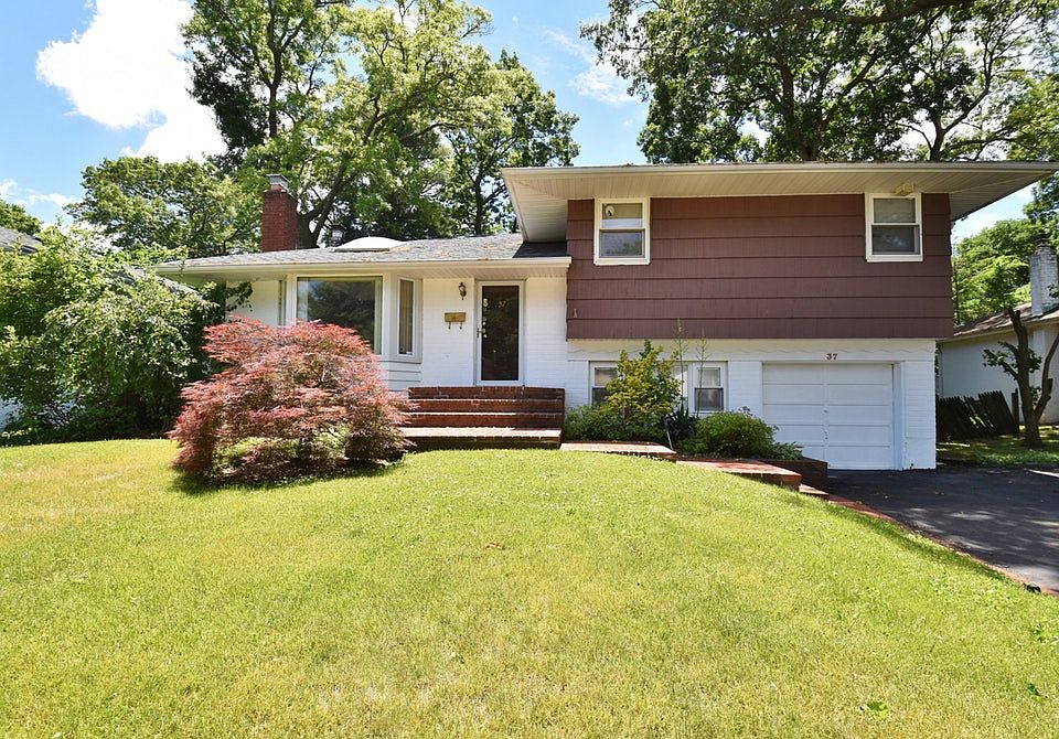 1st image of 37 Magnolia Ln