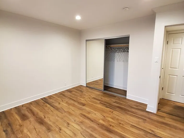Amberwood Terrace — Photo 43