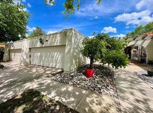 49 E Via Roma Dr, Wichita, KS 67230