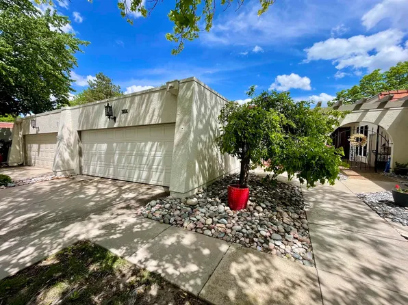 49 E Via Roma St, Wichita, KS 67230