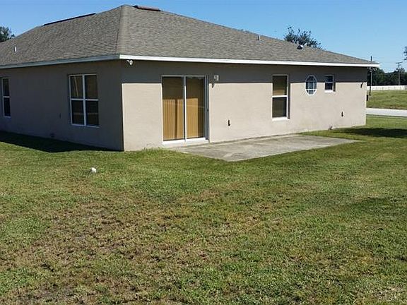 4th image of 303 Squires Grove Dr