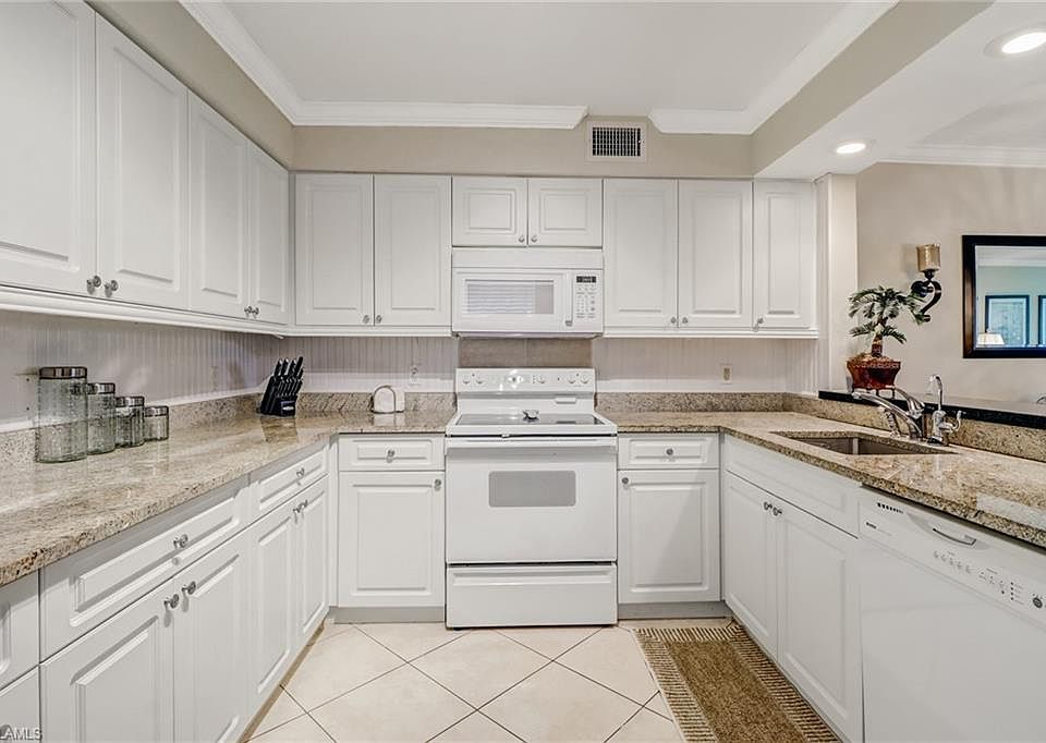 Foxmoor Of Foxfire Condominiums Naples, FL Zillow