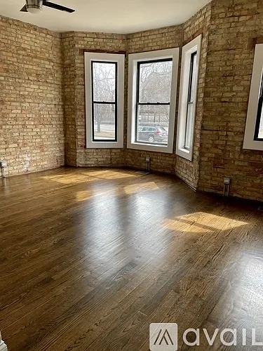 1756-58 W Montrose Dr #17581 — Photo 3