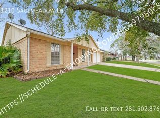 11210 Sagemeadow Ln, Houston, TX 77089