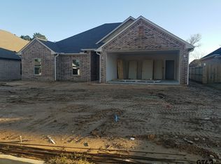 412 Deer Point Cv, Chandler, TX 75758