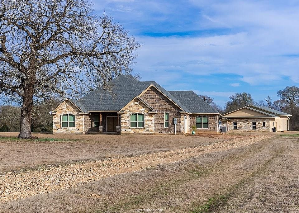 1st image of 1123 Fawn Lake Dr