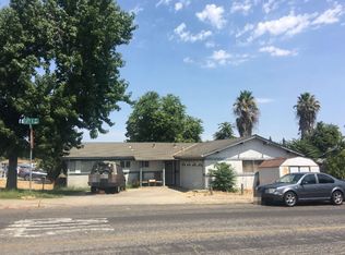 730 B St, Oakdale, CA 95361