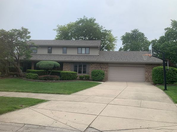 8353 Arrowhead Ln