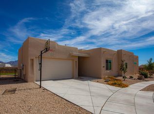 6046 Metro Woods St, Las Cruces, NM 88012