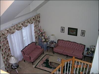 Living Rm