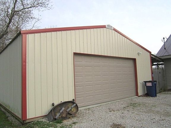 5th image of 881 S State Road 61