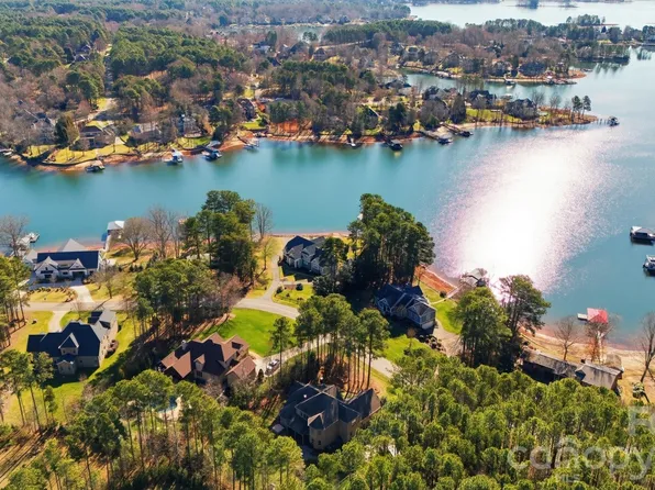 250 Barber Loop, Mooresville, NC 28117