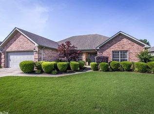 4009 Evergreen Dr, Benton, AR 72015
