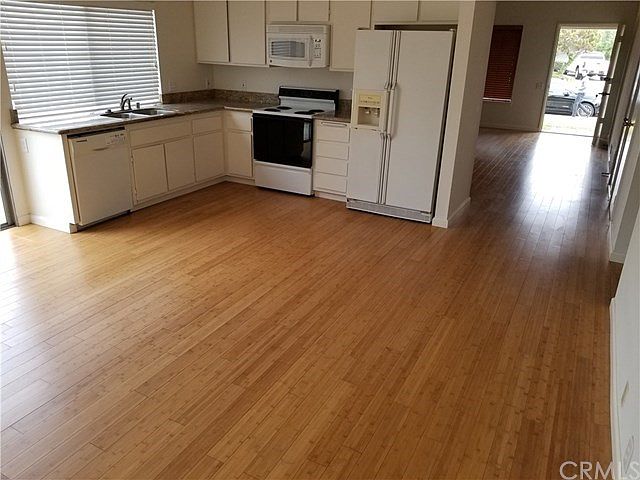 2nd image of 4202 Fireside Cir