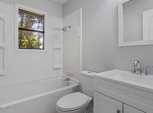 2307 Convent Ave #1, Pascagoula, MS 39567