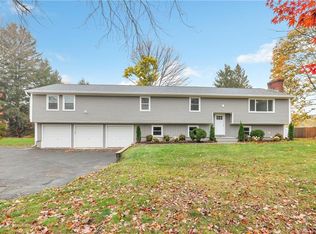 307 Pepper St, Monroe, CT 06468