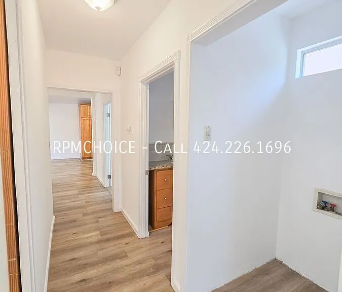214 E Ellis Ave — Photo 13