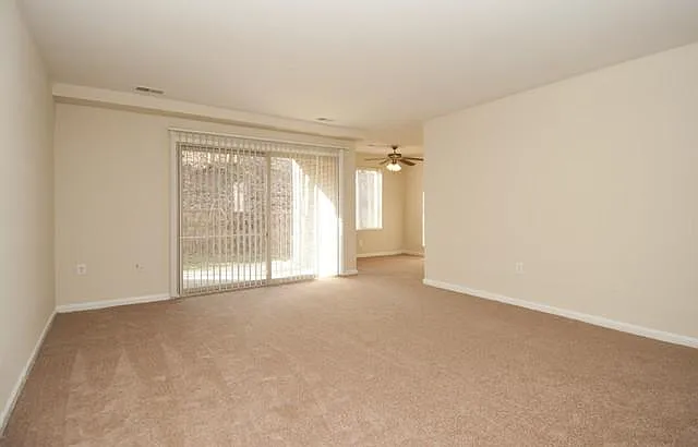 408 Silver Leaf Ct — Photo 1