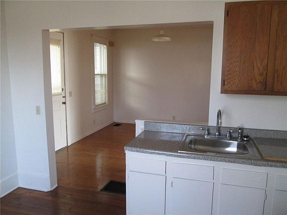 Kitchen to be renovated with new cabinets & quartz countertops