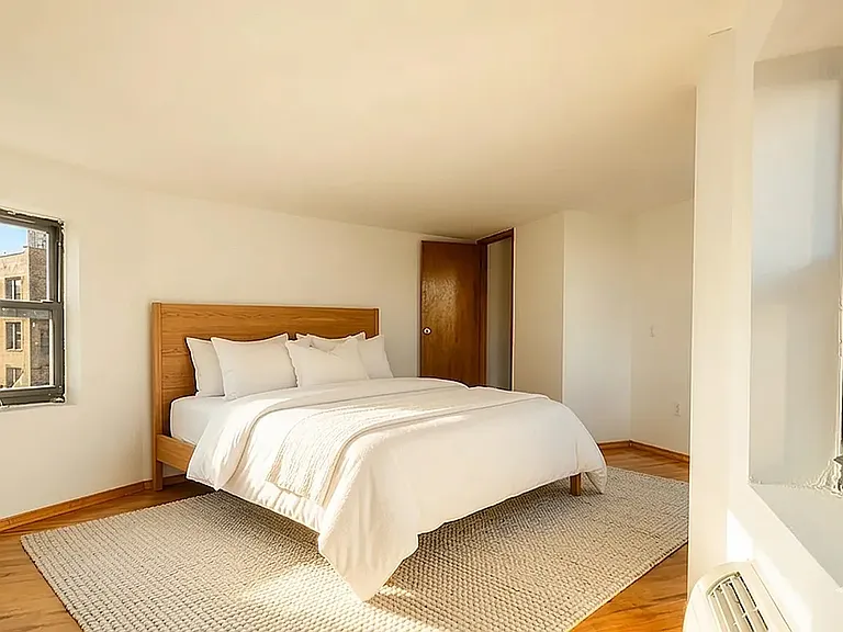 29 7th Ave S #4C — Photo 9